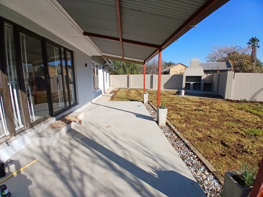 To Let 4 Bedroom Property for Rent in Pellissier Free State